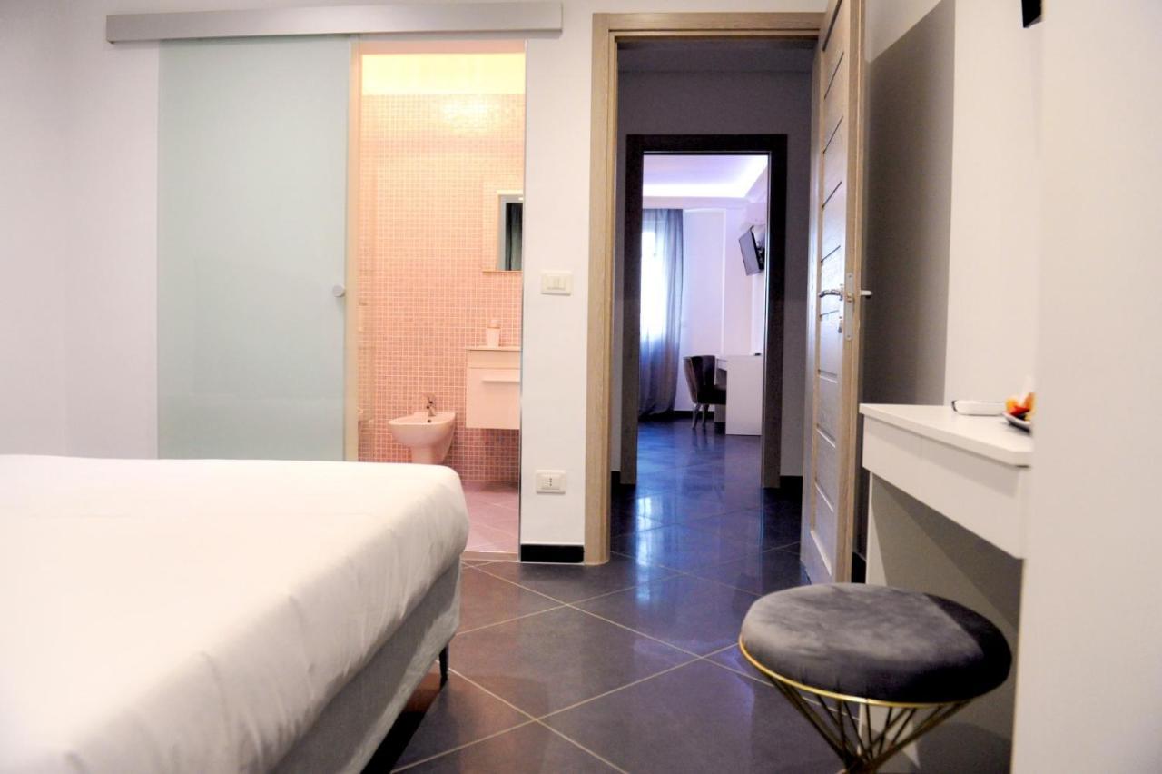 Bed & Breakfast Airport Deluxe *