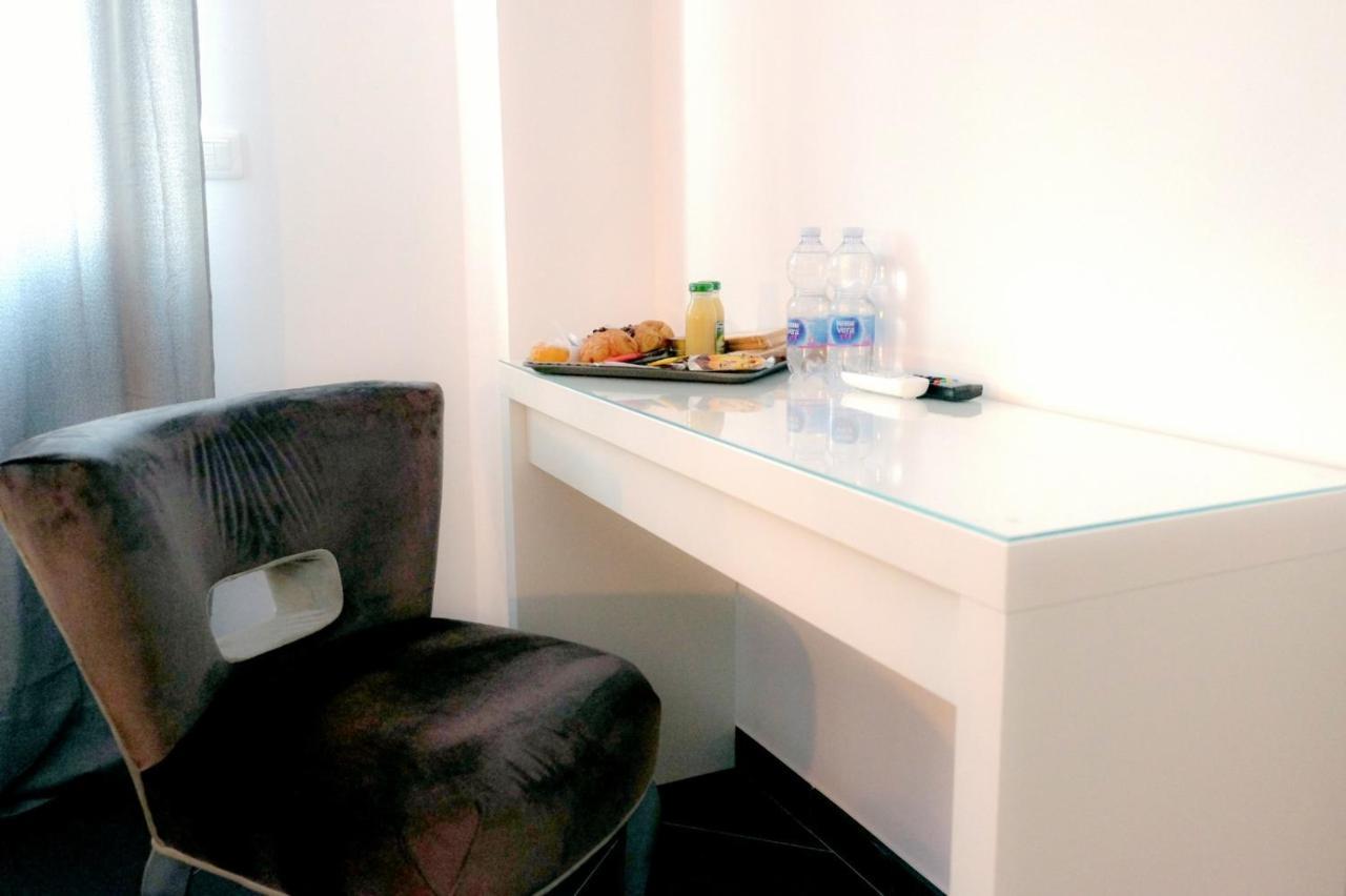 Airport Deluxe Bed & Breakfast