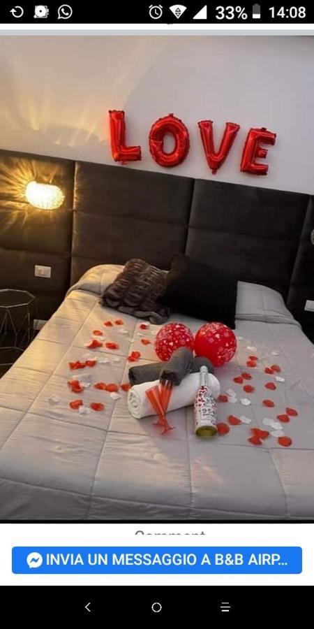 Airport Deluxe Bed & Breakfast *